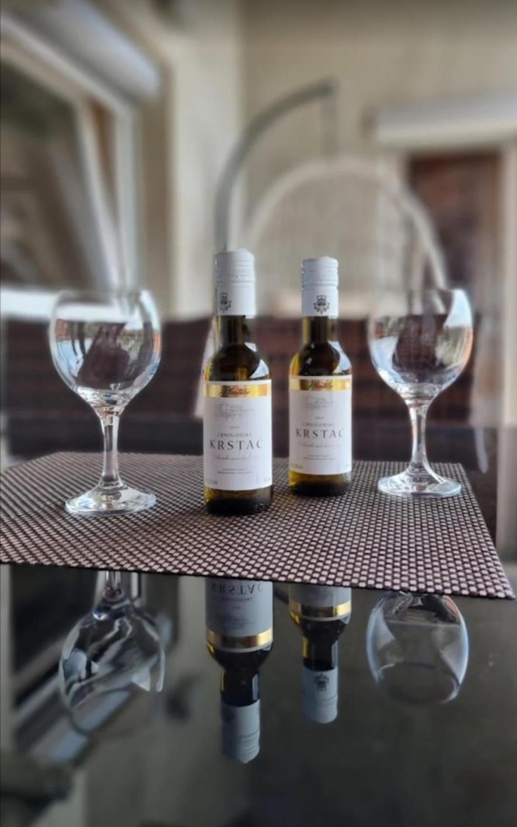 Apartman Avram Kotor Varos エクステリア 写真
